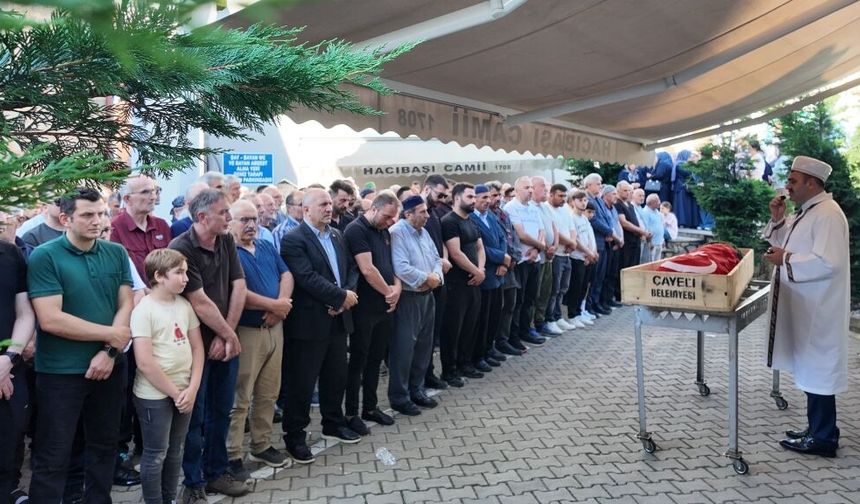 Çayeli’nde feci kazada hayatını kaybeden Nilay Bilgin son yolculuğuna uğurlandı