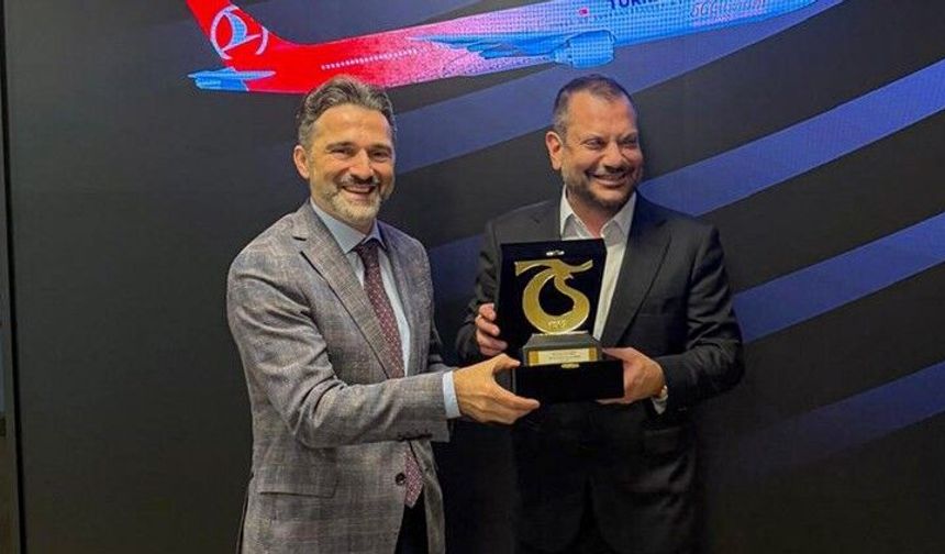 Trabzonspor Kulübü Başkanı Ertuğrul Doğan'dan THY'ye ziyaret