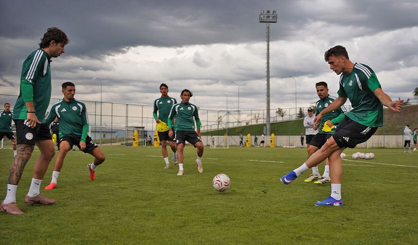 Çaykur Rizespor Erzurum kampında tempoyu artırdı