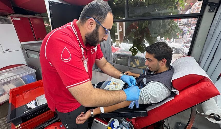 Rize Müftülüğü'nden Kan Bağışı Kampanyası: Vatandaşlardan Yoğun Destek