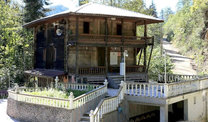 Çayeli’nin 200 Yıllık Ahşap Mirası: Ormancık Camii