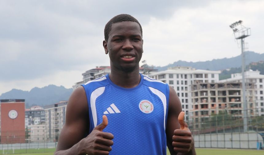 Çaykur Rizesporlu Moussa Diakite: "Bu maçtan kesinlikle galibiyet bekliyoruz"