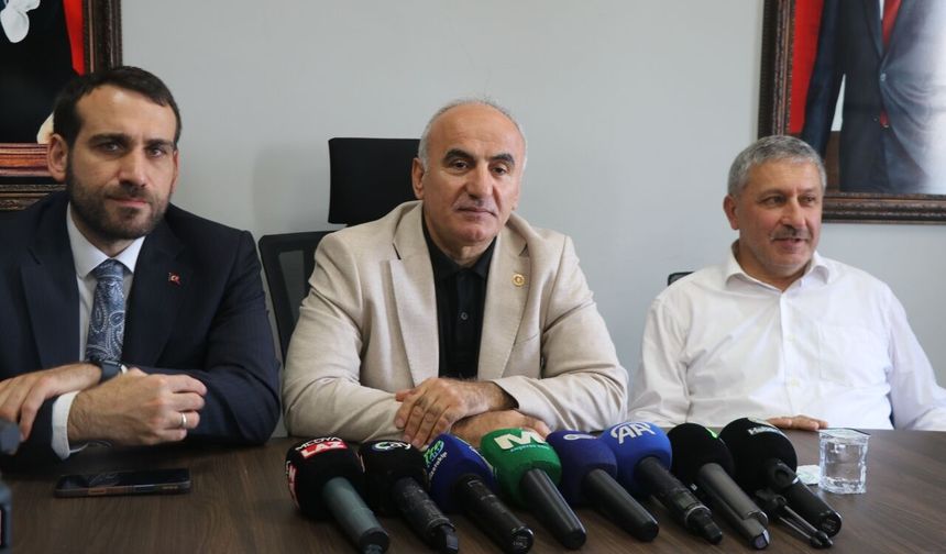 AK Parti Rize Milletvekili Mertoğlu, gazetecilerle bir araya geldi