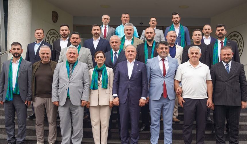 MHP Rize İl Başkanı İhsan Alkan’dan Çaykur Rizespor’a Ziyaret