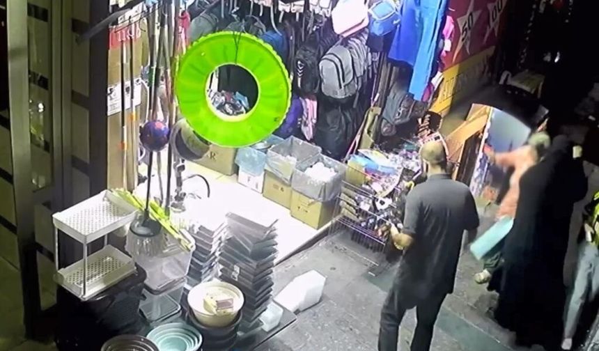 Kağıthane’de çaldığı çantanın 'gelinim beğenmedi' yalanıyla parasını istedi; esnafın dikkatiyle yakalandı