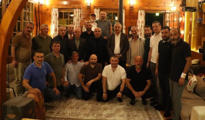Rize Milletvekili Harun Mertoğlu Çayeli’nde Muhtar ve Vatandaşlarla Buluştu