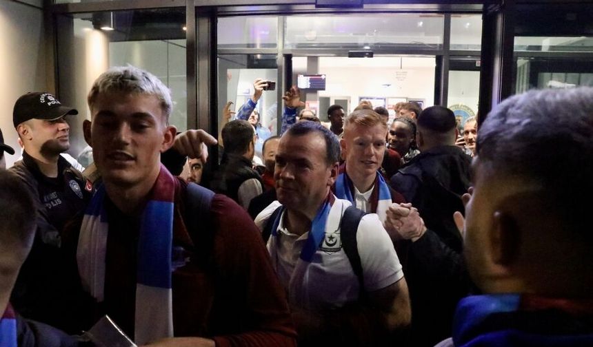 Drogheda United kafilesi, Trabzon'a geldi