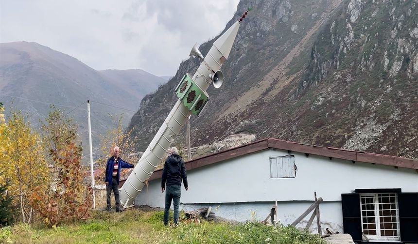 Rize’de minareye kış ayarı: Gelenek yine bozulmadı