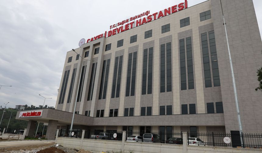 Yeni Çayeli Devlet Hastanesi’nde poliklinik sayısı 7’ye yükseliyor