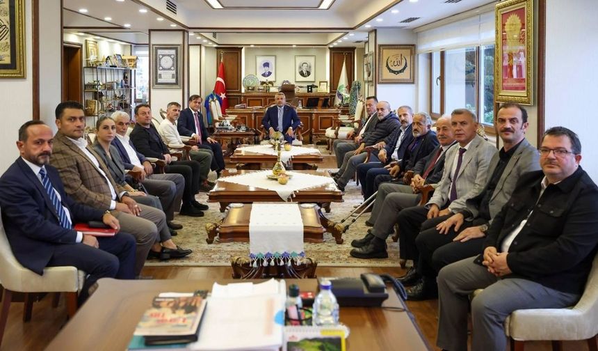 Rize Valisi Baydaş Muhtarları Kabul Etti