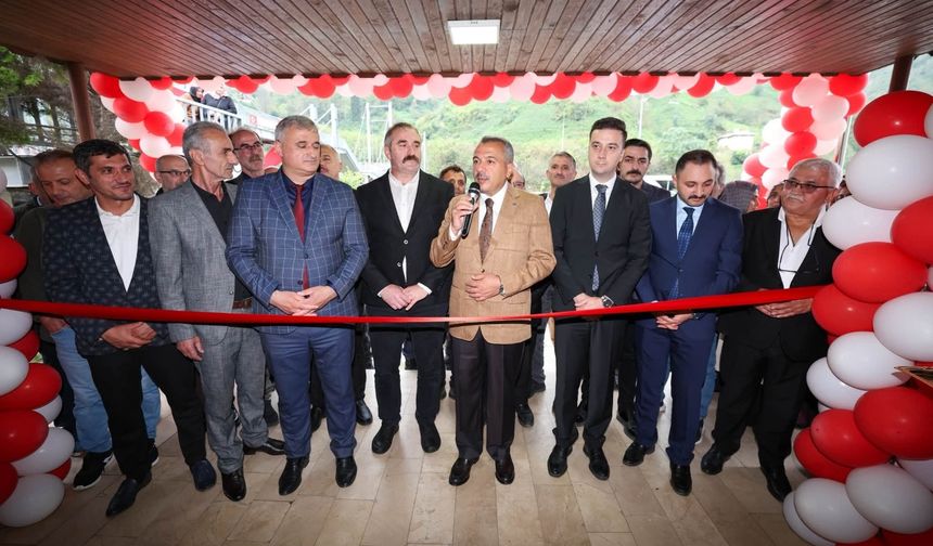 Madenli El Emeği Çarşısı Törenle Kapılarını Açtı