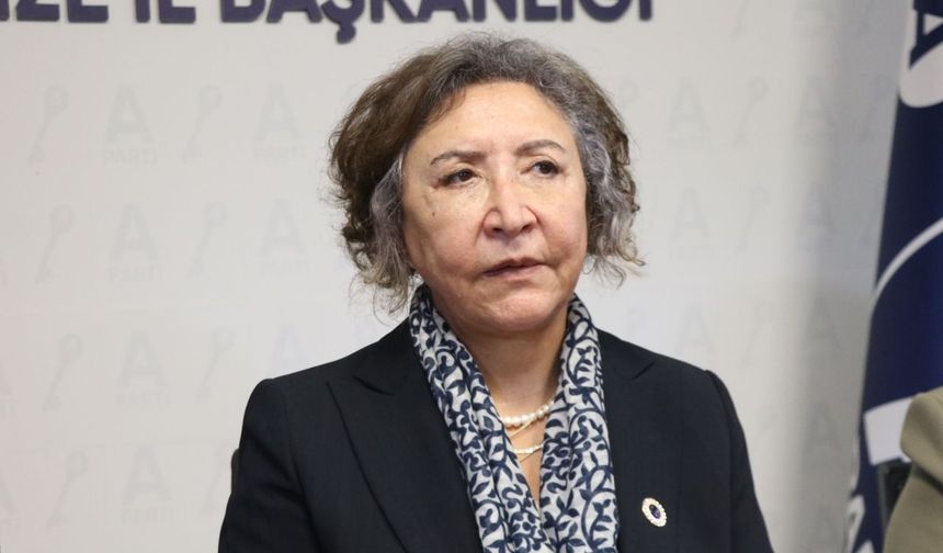 Anahtar Parti Genel Başkan Yardımcısı Yel, Rize'de gazetecilerle bir araya geldi
