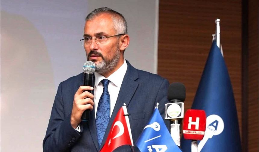 Kutanoğlu: “Rize, Uluslararası Ticaret Ağının Önemli Bir Aktörü Olmalı”