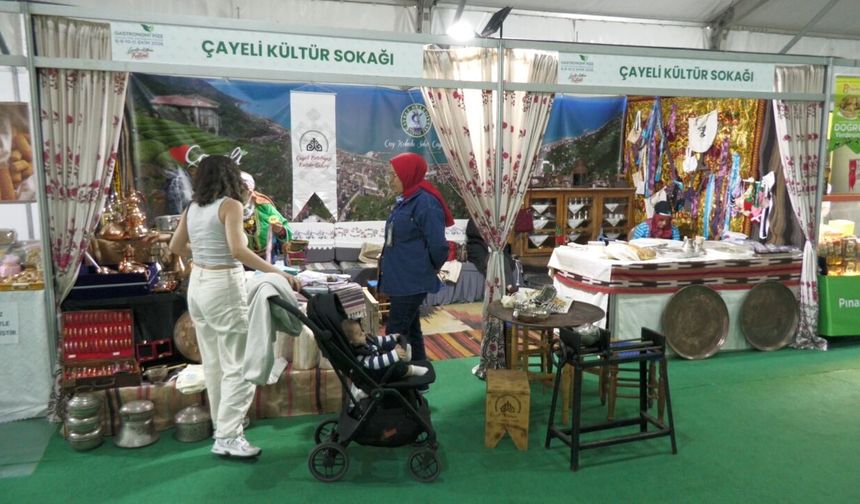 Rize'de yöresel lezzetler festivalde buluştu: 123 çeşit yemek sergileniyor